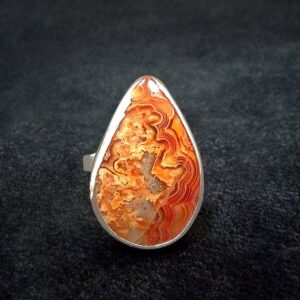Brown stone ring (N)